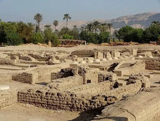 テル・エル・アマルナの古代都市遺跡
